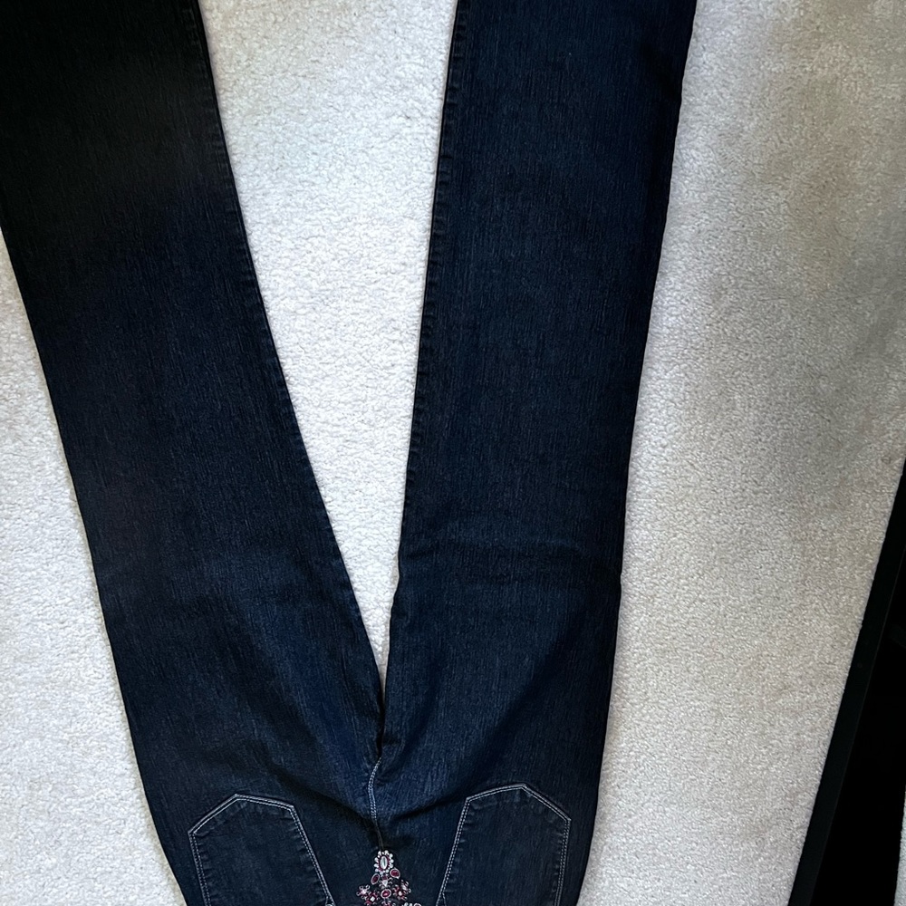 V Cristina red and crystal embellished Jeans, sz 6 - Picture 9 of 10